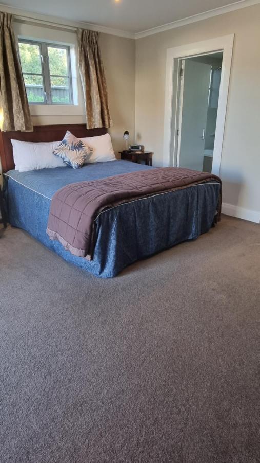 The Mews Motel 4*